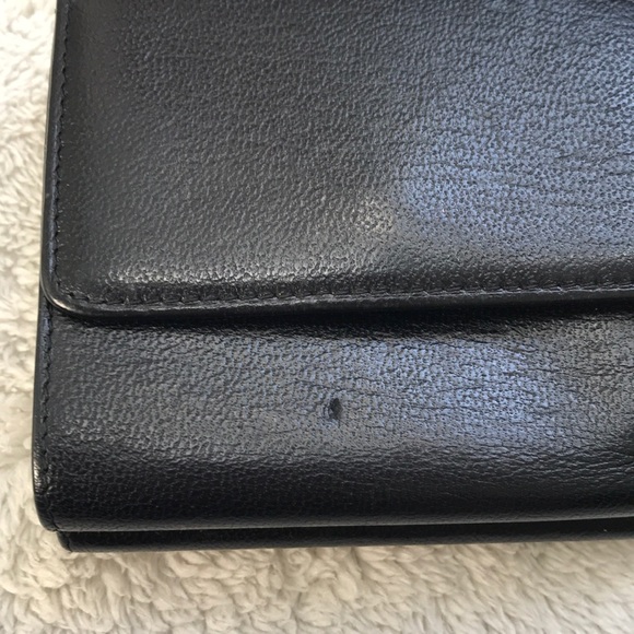 *SOLD* Authentic Chanel W-lock caviar wallet - Picture 8 of 8